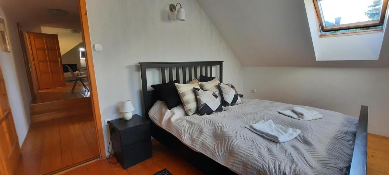 בודפשט Hi-Bp Garden City Batsanyi Apartment 3 Rooms, Apartment Upstairs Near The City Train With Free Parking מראה חיצוני תמונה