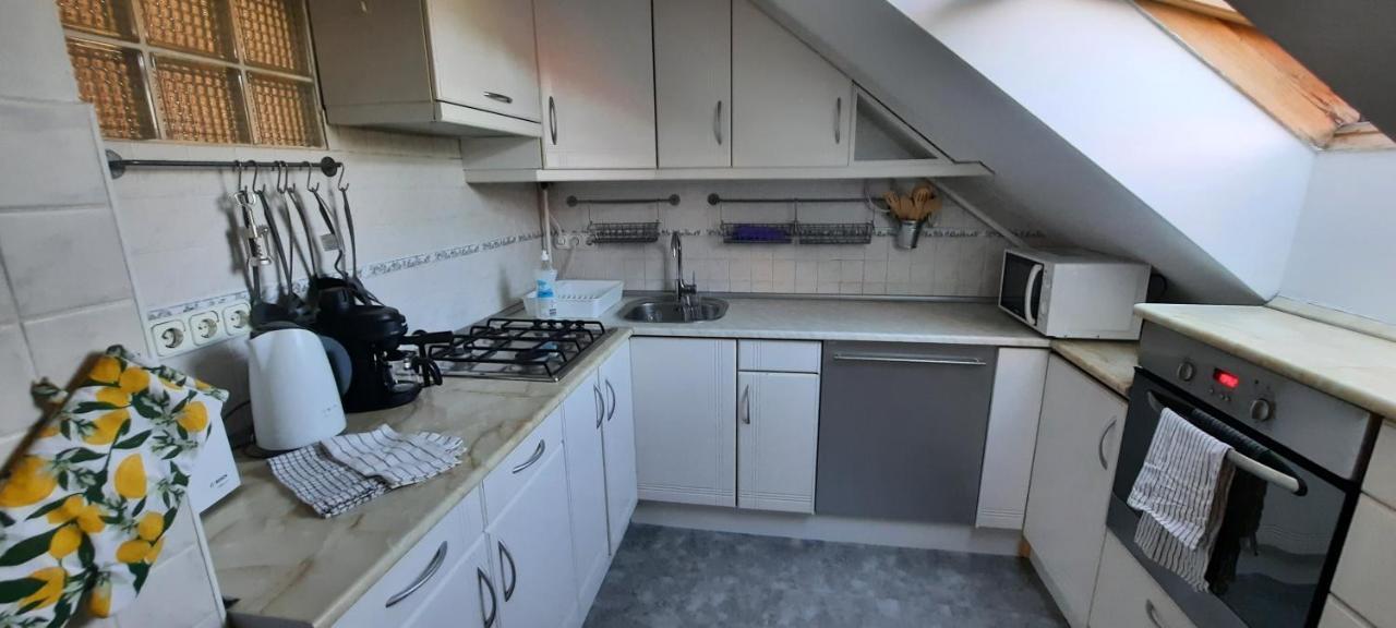 בודפשט Hi-Bp Garden City Batsanyi Apartment 3 Rooms, Apartment Upstairs Near The City Train With Free Parking מראה חיצוני תמונה