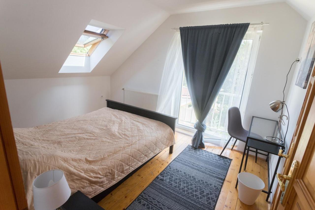 בודפשט Hi-Bp Garden City Batsanyi Apartment 3 Rooms, Apartment Upstairs Near The City Train With Free Parking מראה חיצוני תמונה